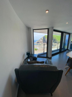 4 The View apartments Ilfracombe - Seafront, Parking, Lift, EV